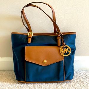 Never Used Michael Kors Purse